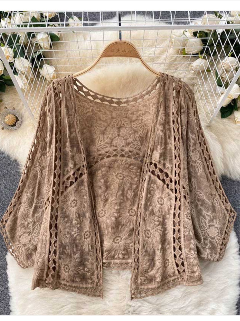 Bohemian Retro Hollow Crochet All-Match Woman’s Crop Top Lightweight Jacket